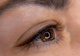 Татуаж очей: міжвійка, стрілка з розтушовкою